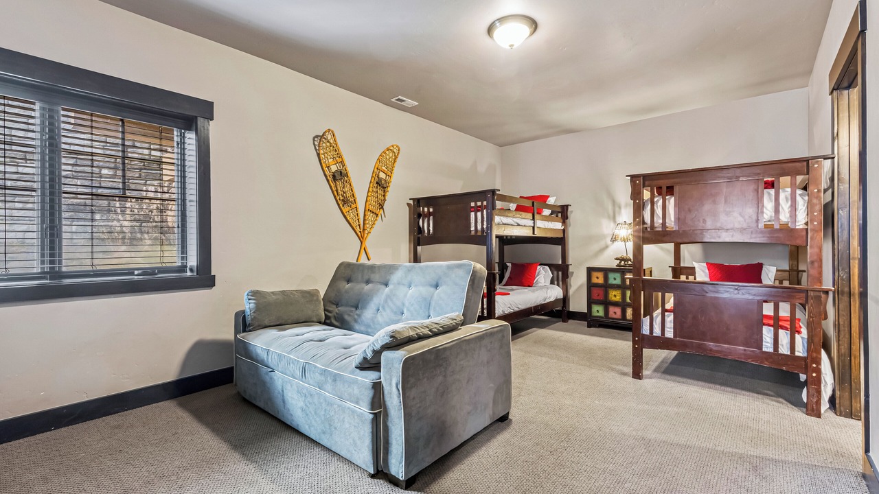Photo of Livingroom in Tamarack Resort