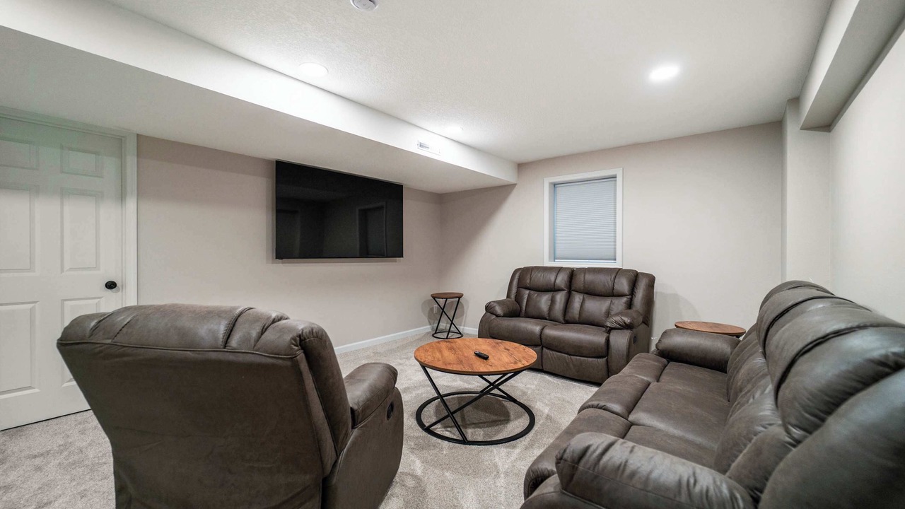 Photo of Livingroom in Ames