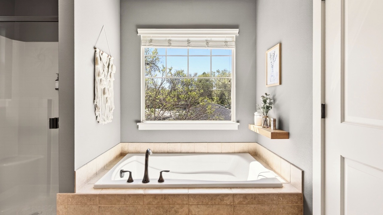 Photo of Bathroom in Depot Bench