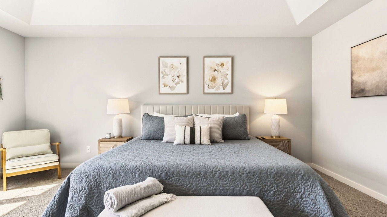 Photo of Bedroom in Depot Bench