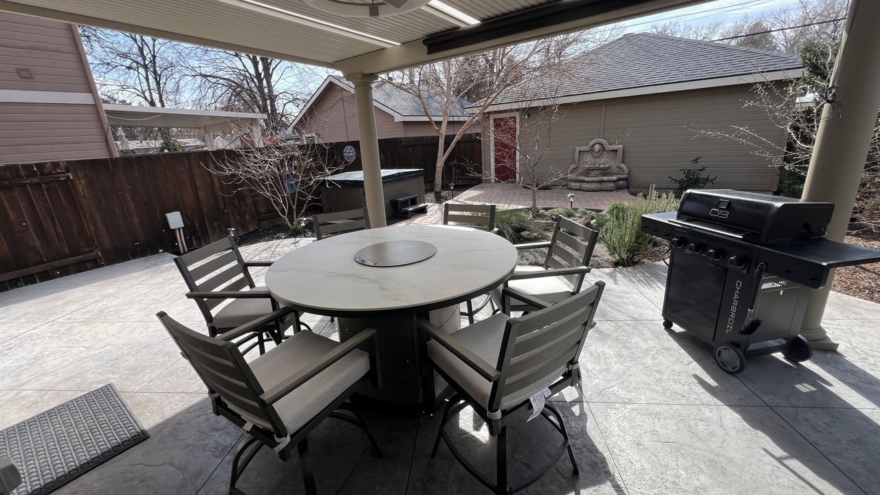 Photo of Outdoor in Depot Bench