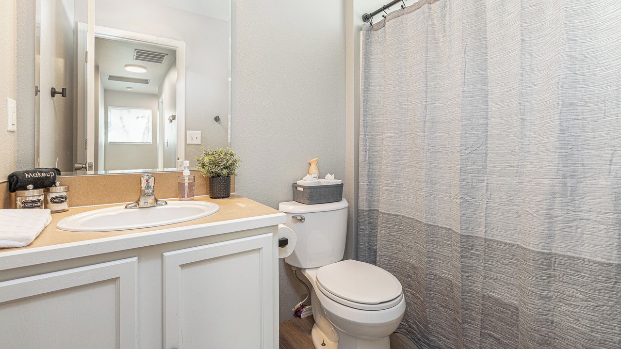 Photo of Bathroom in Veterans Park
