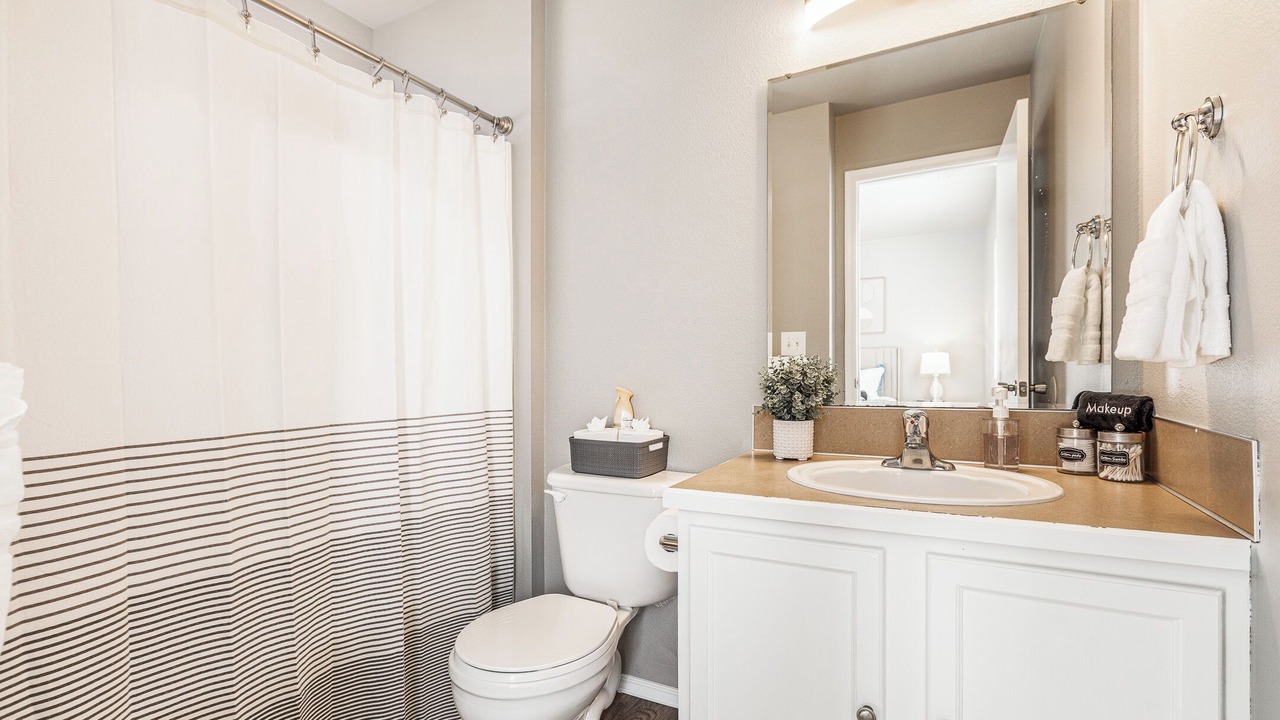 Photo of Bathroom in Veterans Park