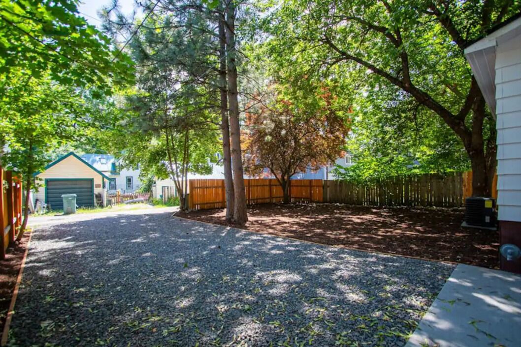 Photo of Outdoor in Garden District