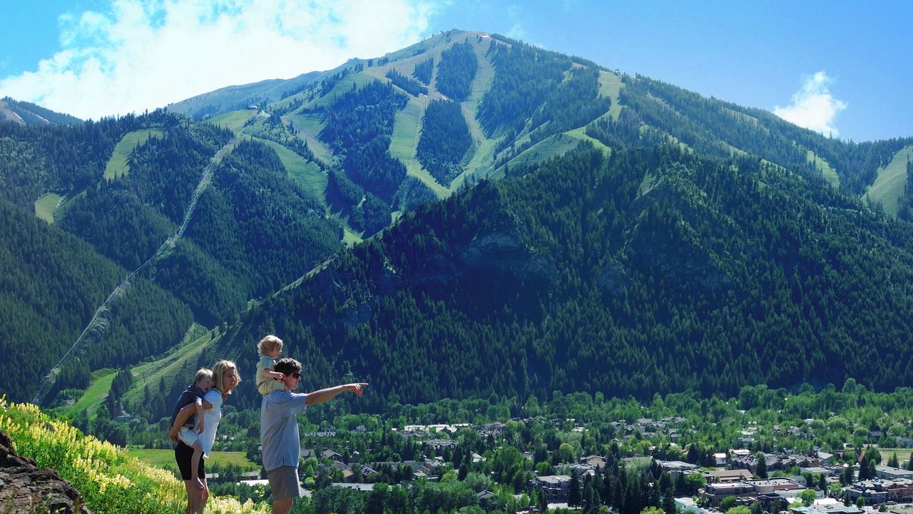 Photo of Outdoor in Elkhorn Village
