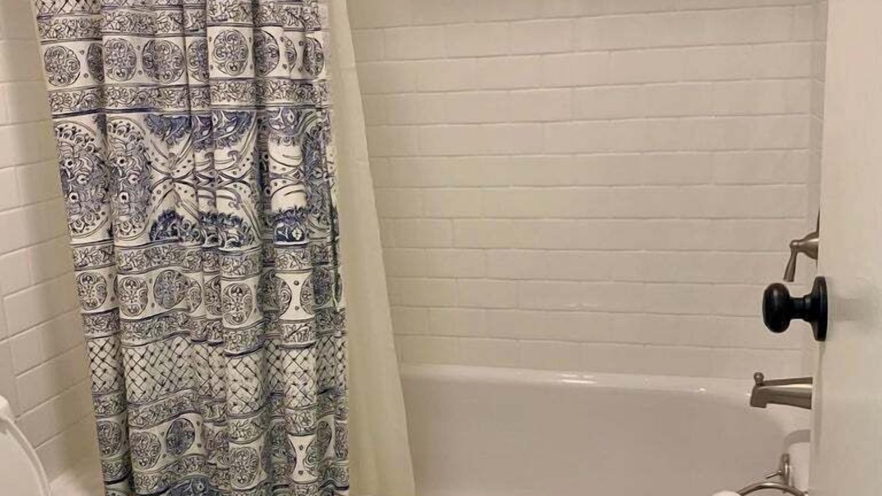 Photo of Bathroom in Elkhorn Village