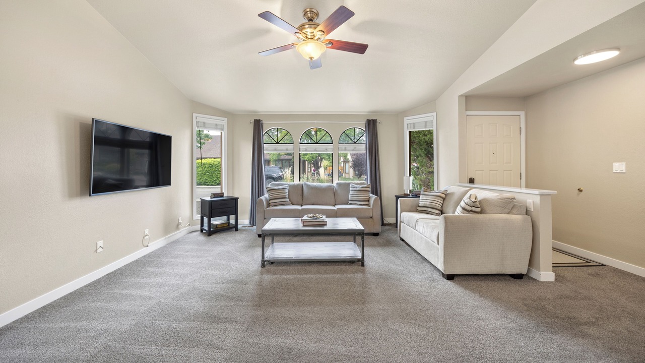 Photo of Livingroom in Boise Bench