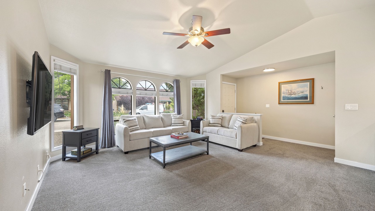 Photo of Livingroom in Boise Bench
