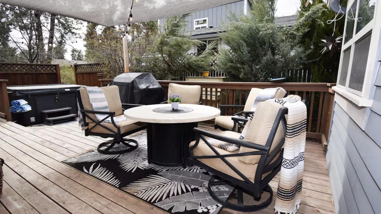 Photo of Outdoor in River West