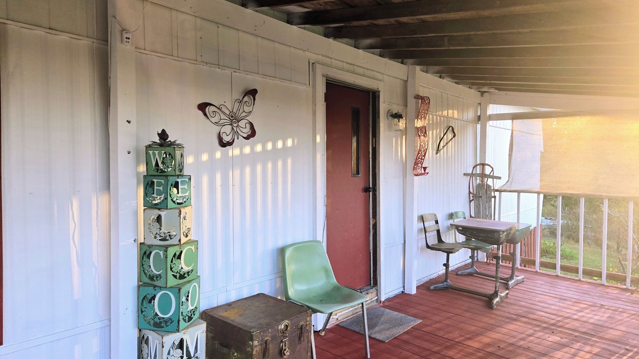 Photo of Patio Balcony in Chewalla