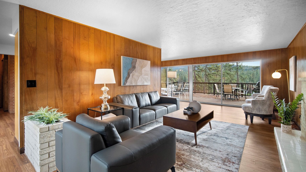 Photo of Livingroom in Post Falls