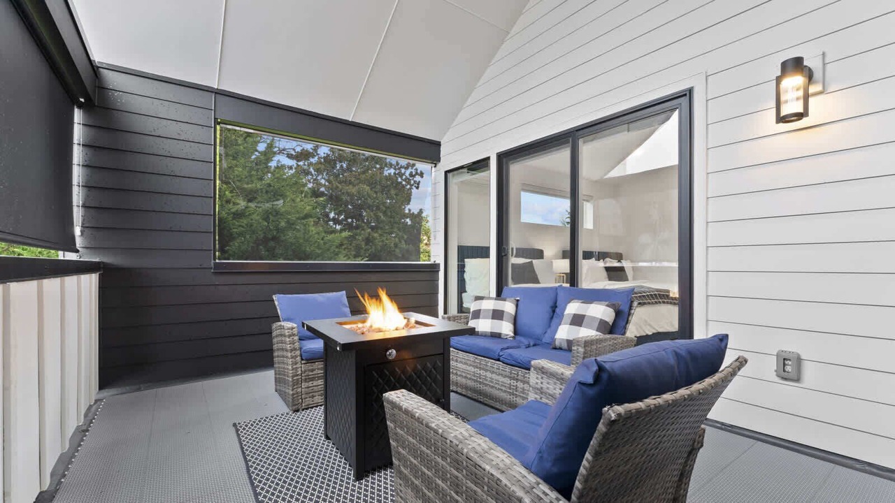 Photo of Patio Balcony in Whittier Heights