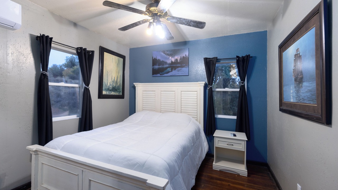 Photo of Bedroom in Downtown Klamath Falls