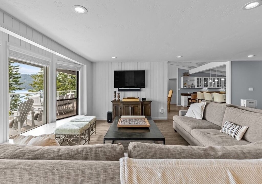 Photo of Livingroom in Harrison