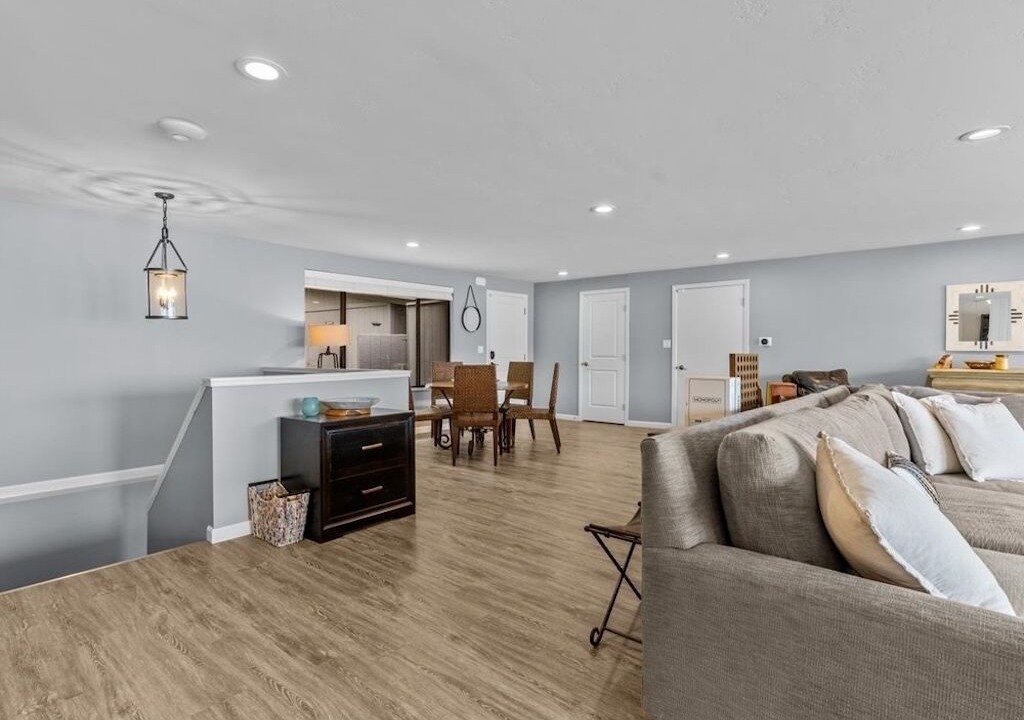 Photo of Livingroom in Harrison
