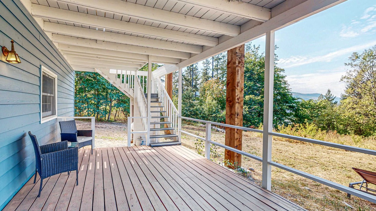 Photo of Patio Balcony in Spirit Lake