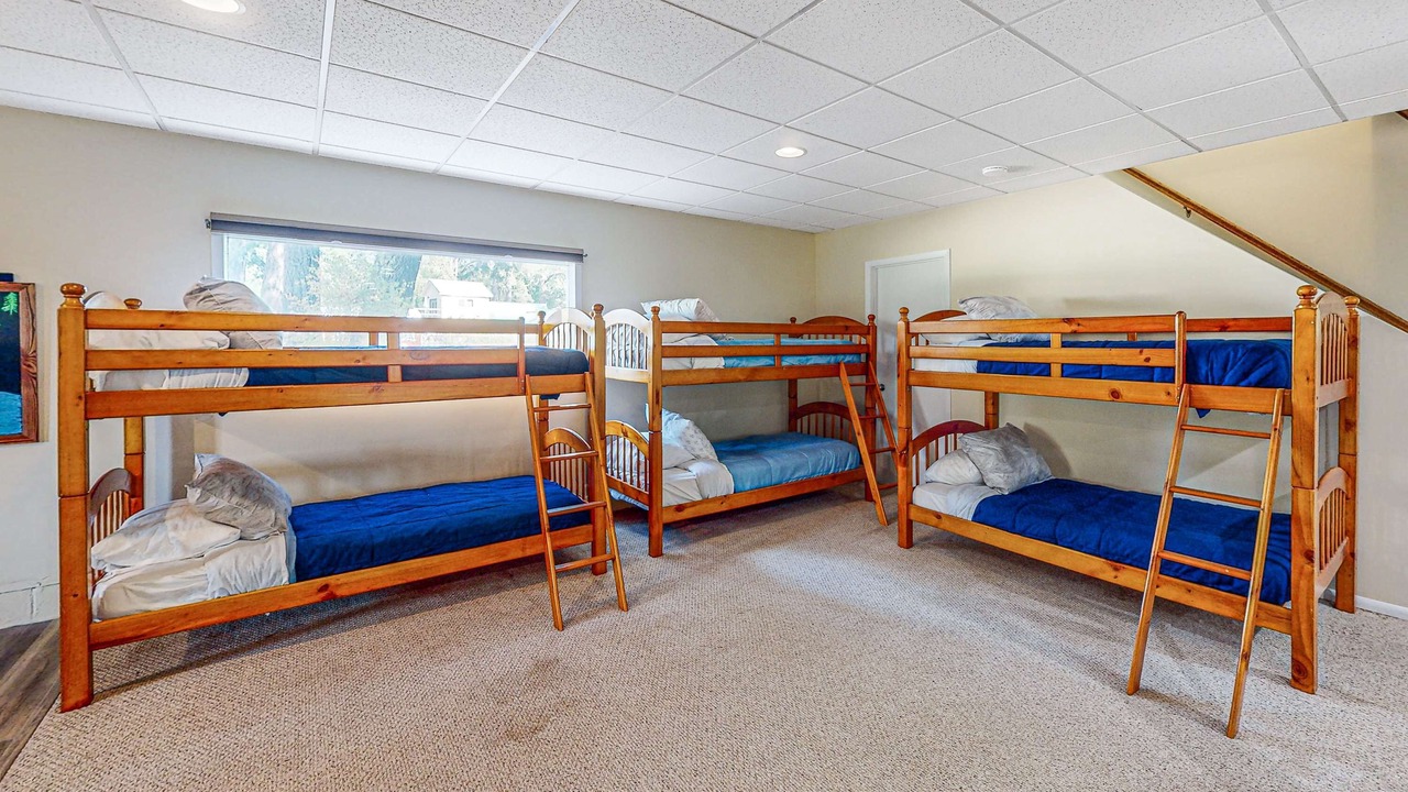 Photo of Bedroom in Spirit Lake