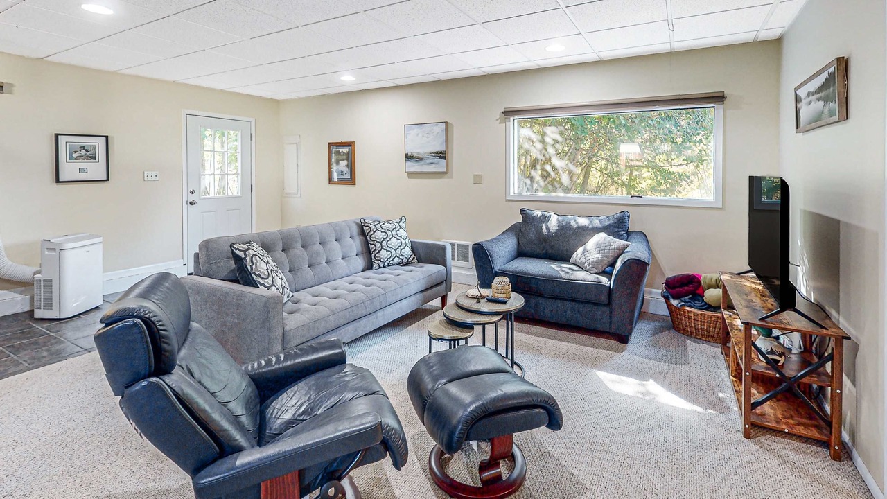 Photo of Livingroom in Spirit Lake