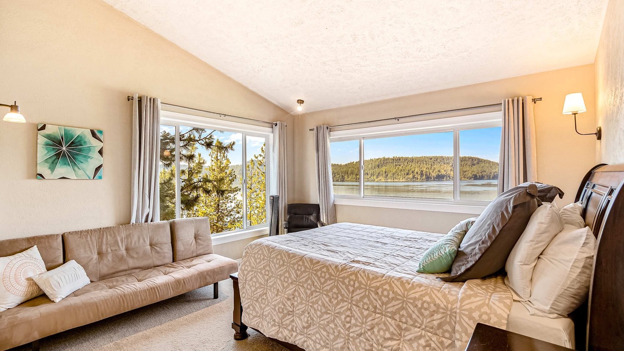 Photo of Bedroom in Worley