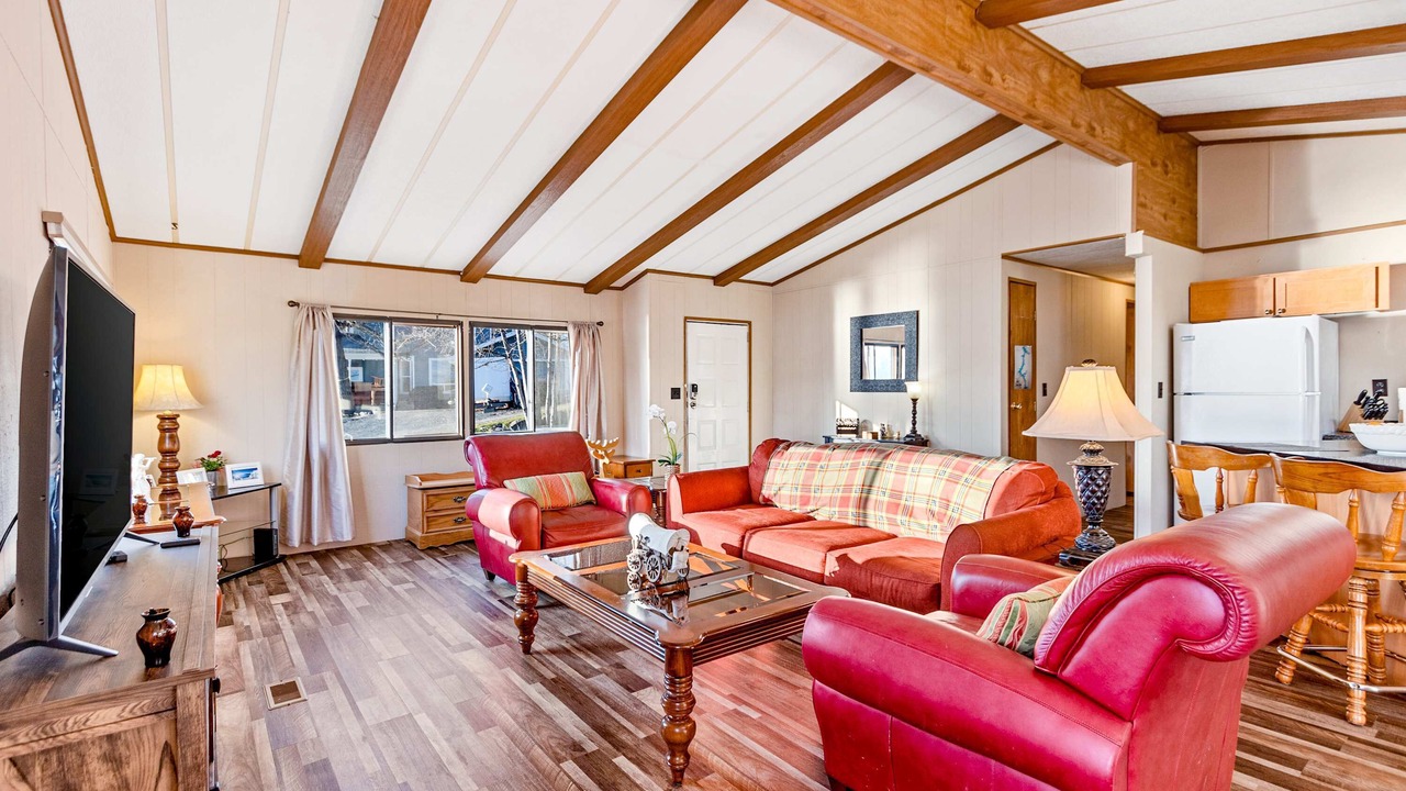 Photo of Livingroom in Harrison