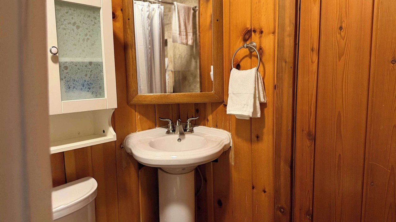 Photo of Bathroom in Hayden Lake