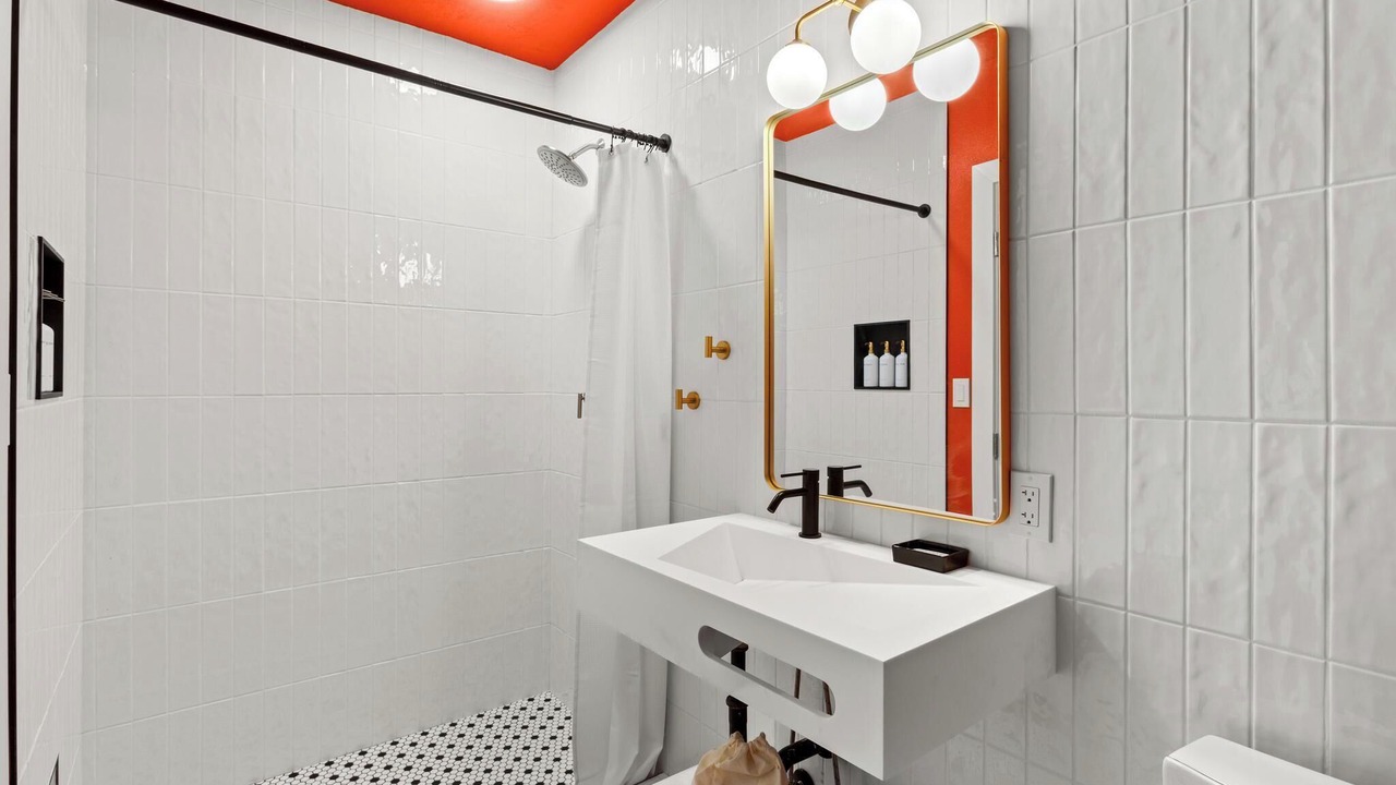 Photo of Bathroom in North End