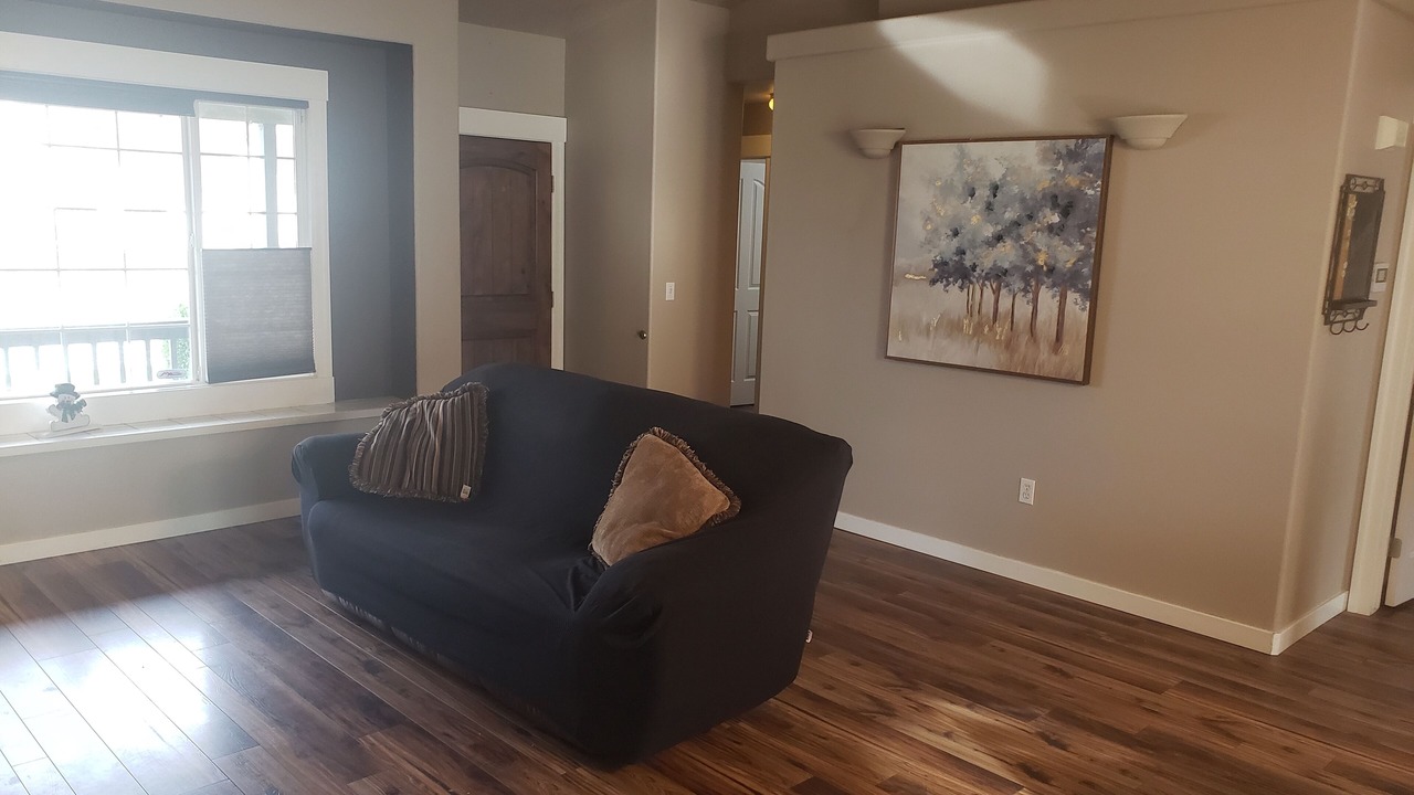 Photo of Livingroom in Southwest Ada County Alliance