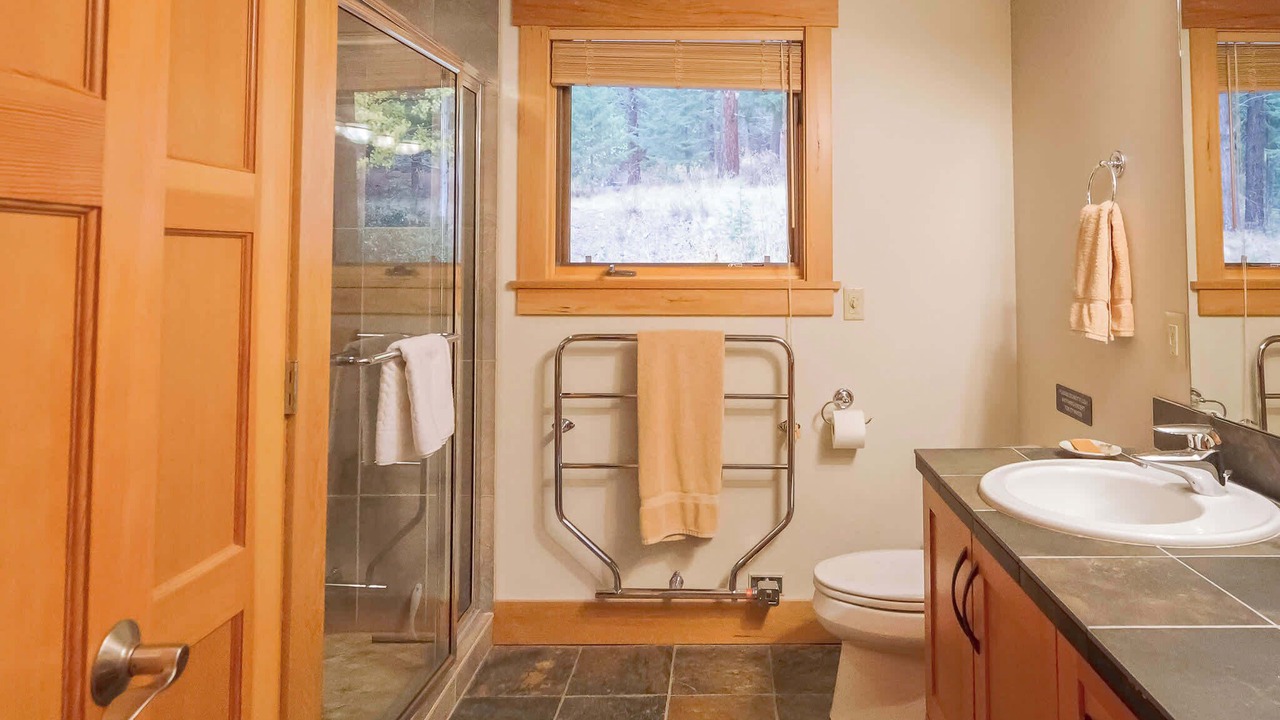 Photo of Bathroom in Mazama
