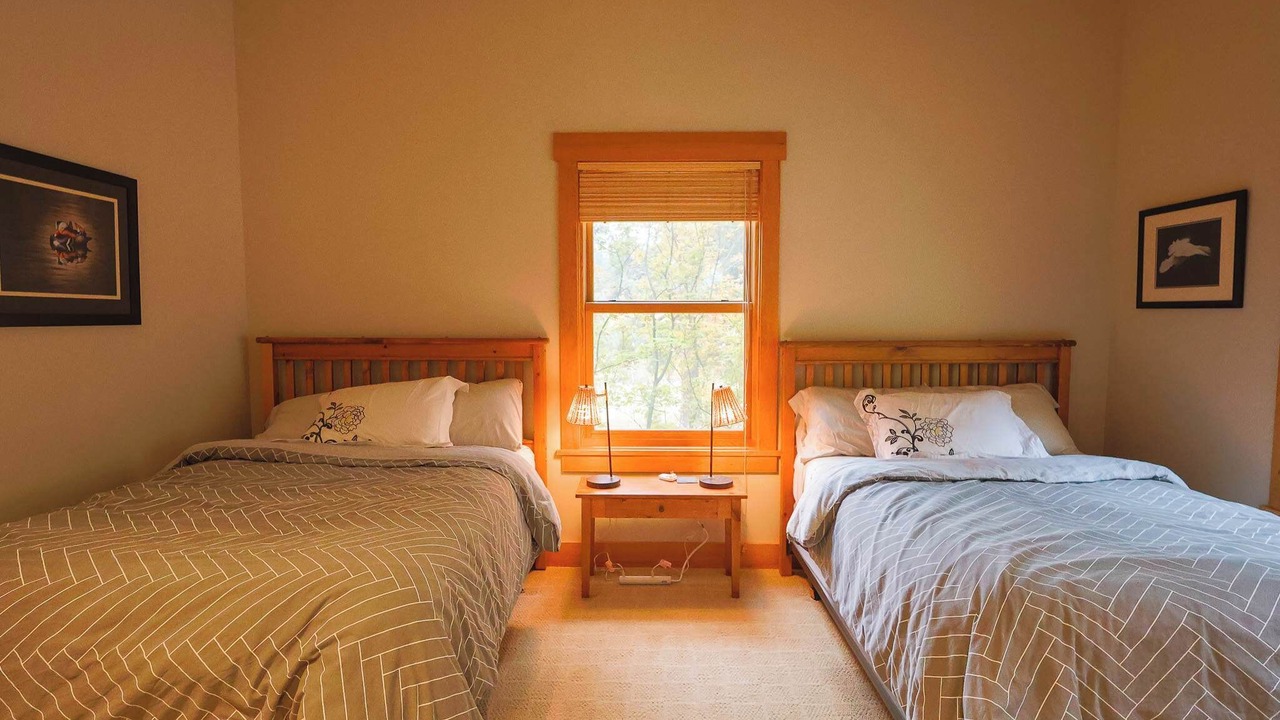 Photo of Bedroom in Mazama