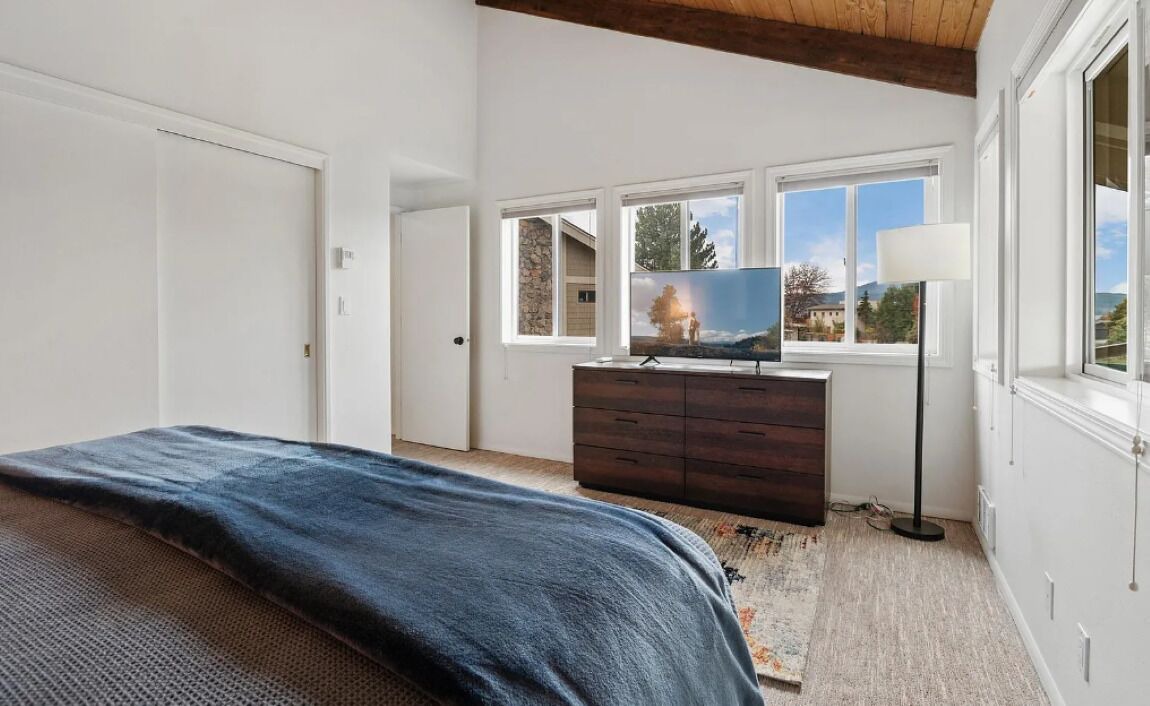 Photo of Bedroom in Sandpoint