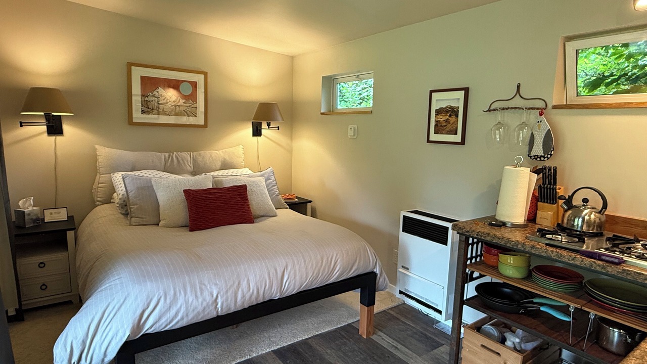 Photo of Bedroom in Deming