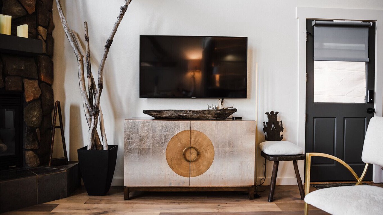 Photo of Livingroom in Klamath Falls