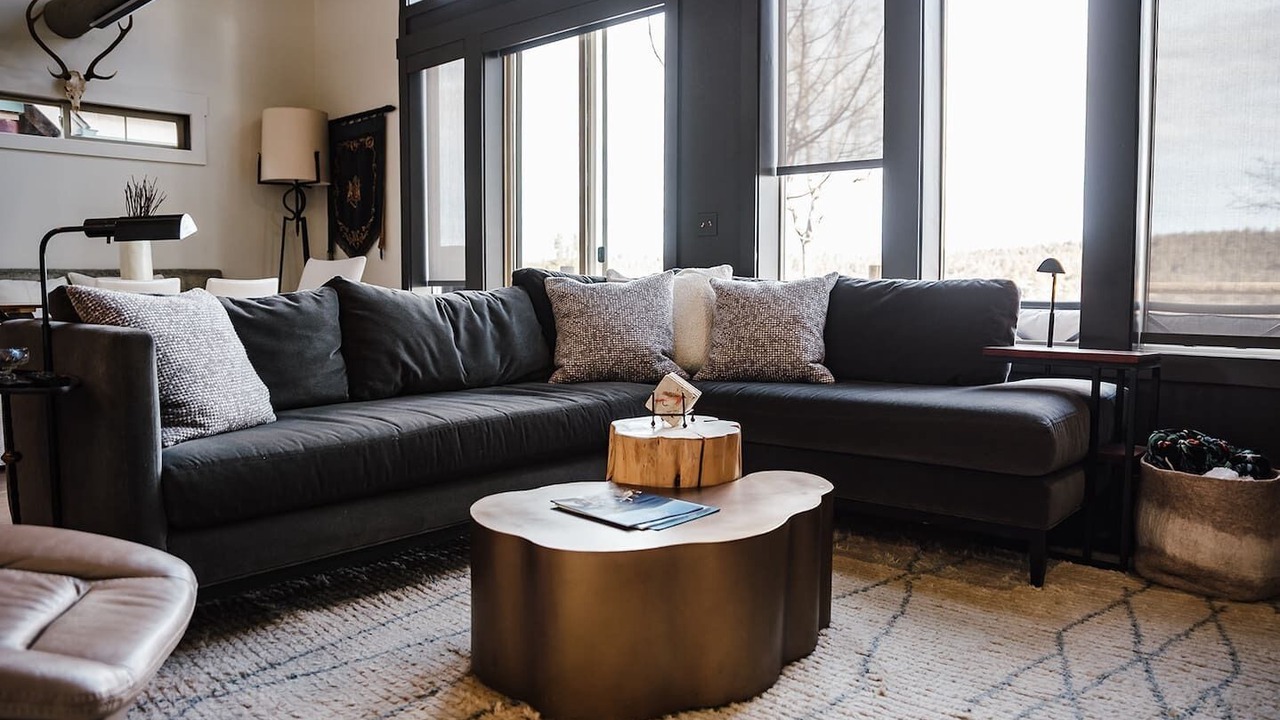 Photo of Livingroom in Klamath Falls