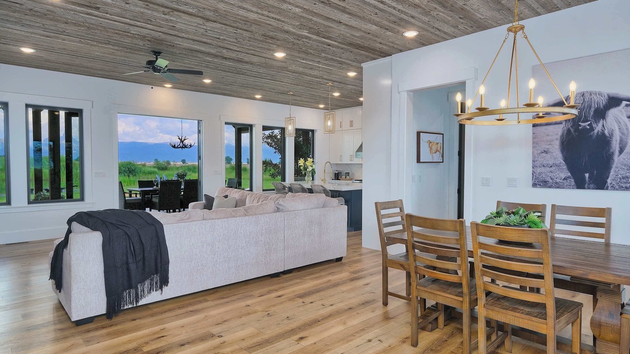 Photo of Livingroom in Tetonia