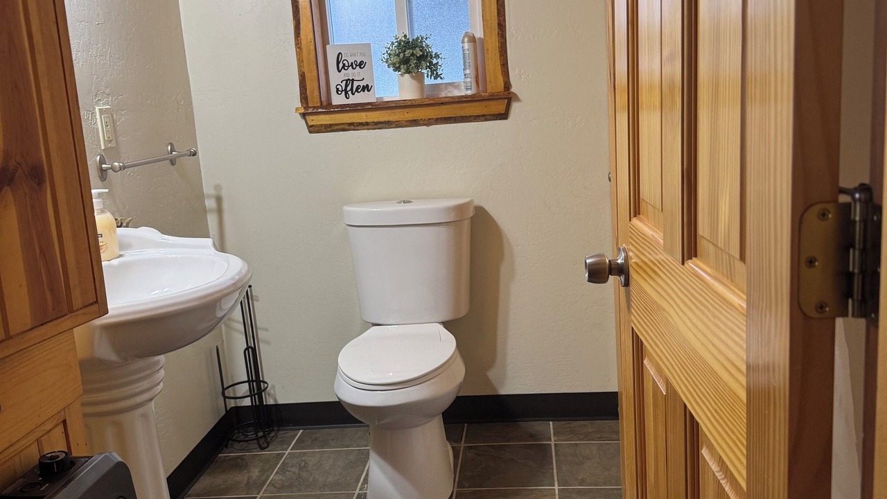 Photo of Bathroom in Riggins Hot Springs