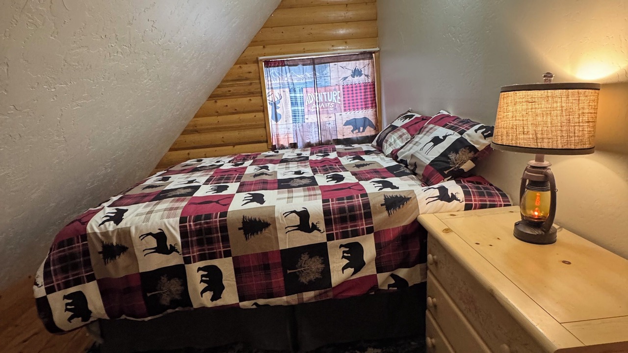 Photo of Bedroom in Riggins Hot Springs