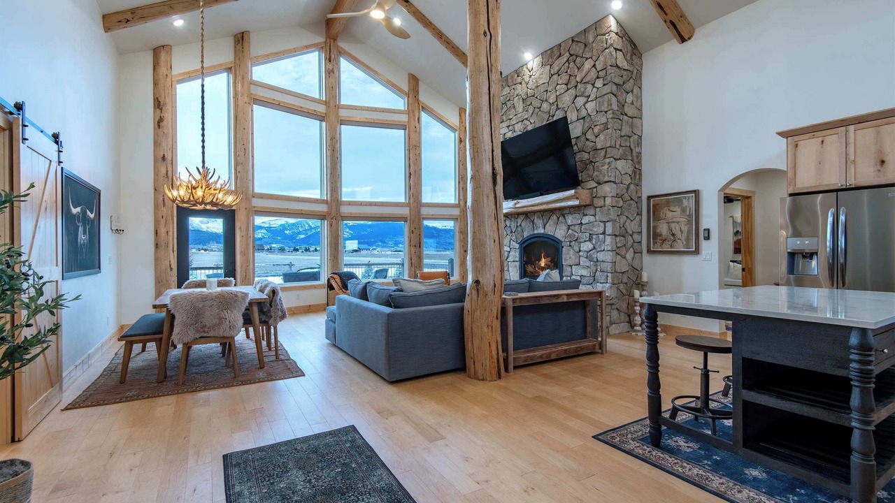 Photo of Livingroom in Clawson