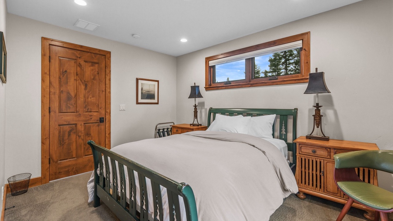 Photo of Bedroom in English point