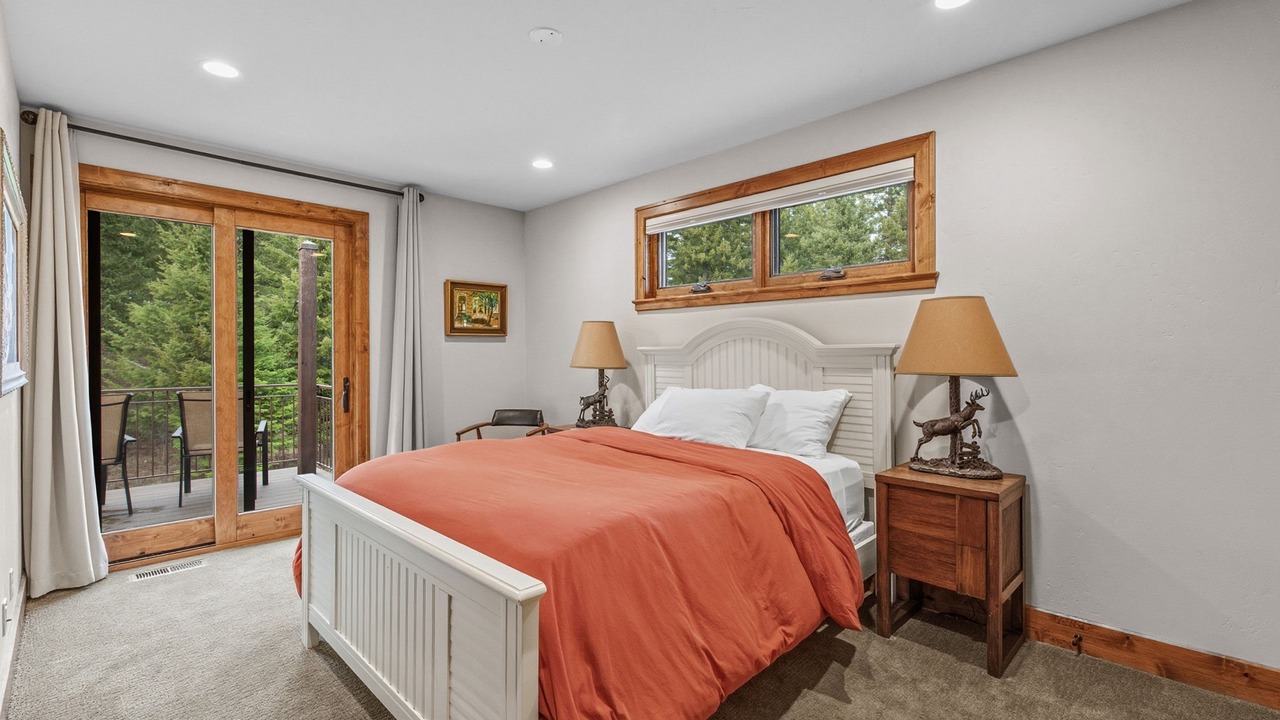 Photo of Bedroom in English point