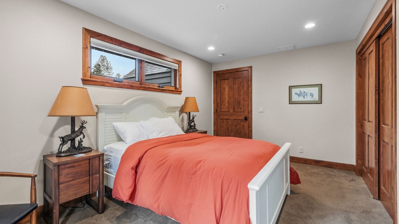 Photo of Bedroom in English point