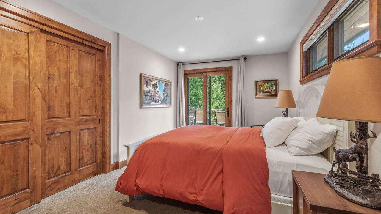 Photo of Bedroom in English point