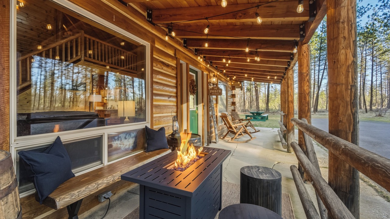 Photo of Patio Balcony in Nine Mile Falls