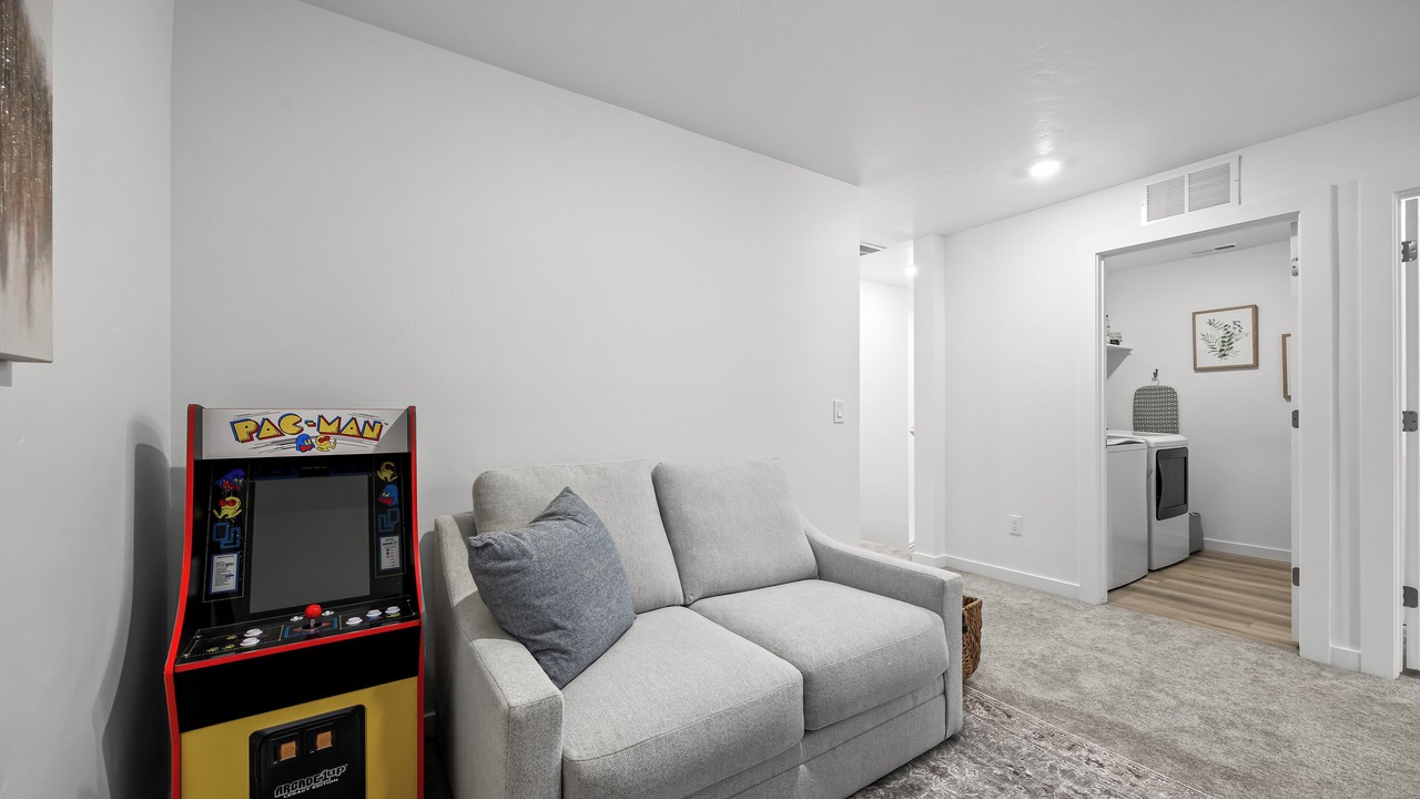 Photo of Livingroom in Eagle