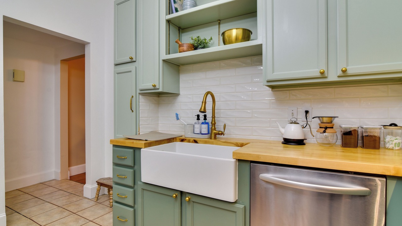 Photo of Bathroom in Eliot