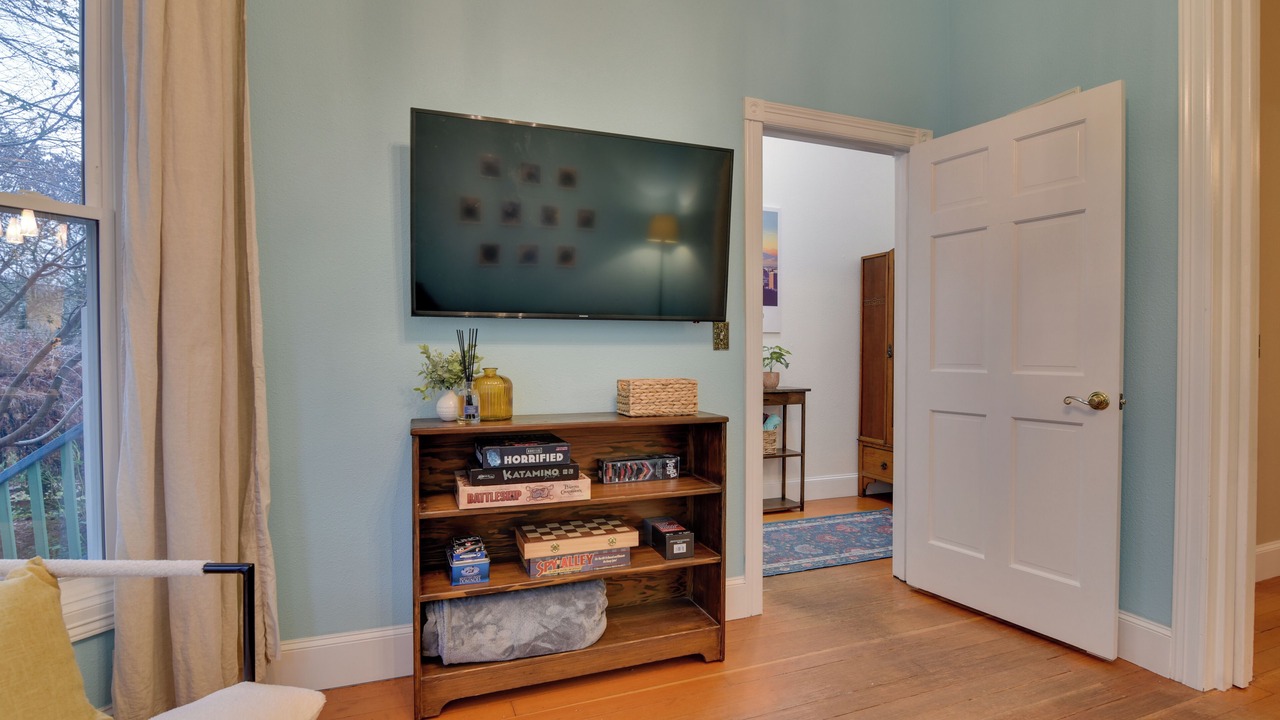 Photo of Livingroom in Eliot