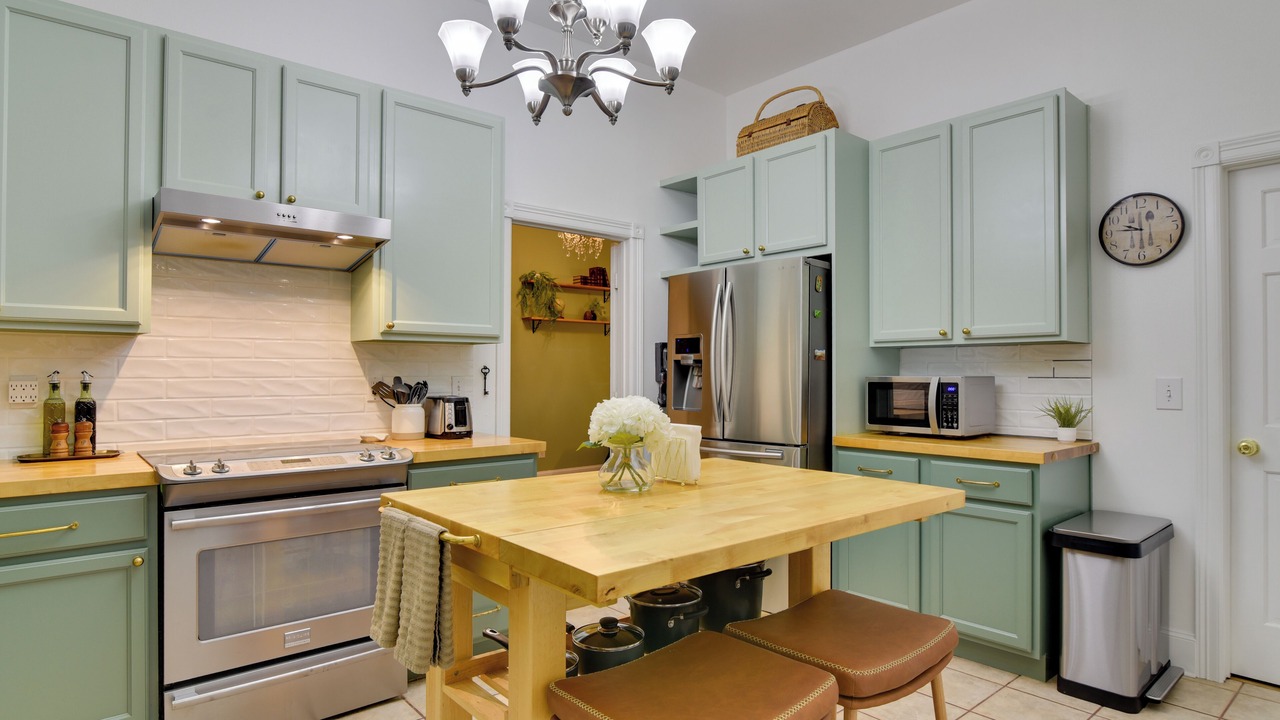 Photo of Kitchen in Eliot