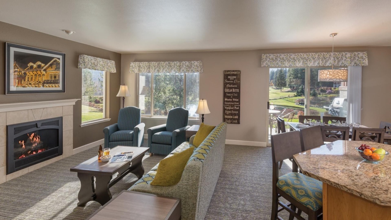 Photo of Livingroom in Downtown Leavenworth