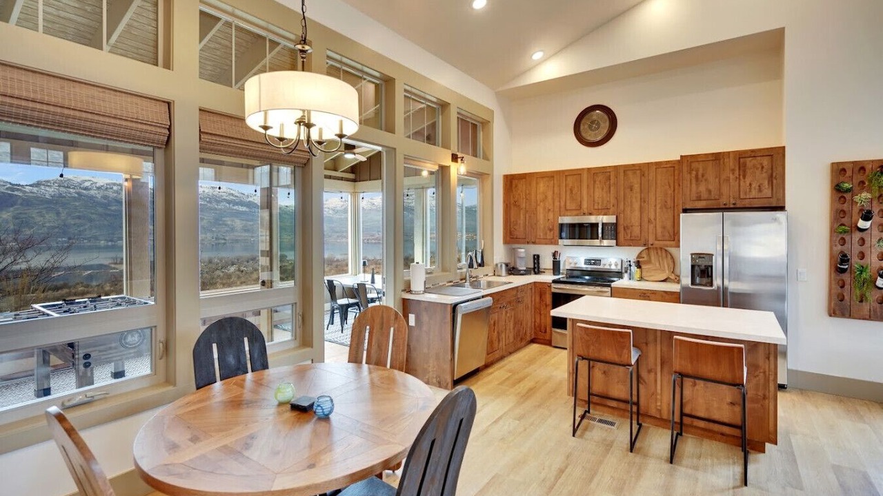 Photo of Kitchen in Oroville