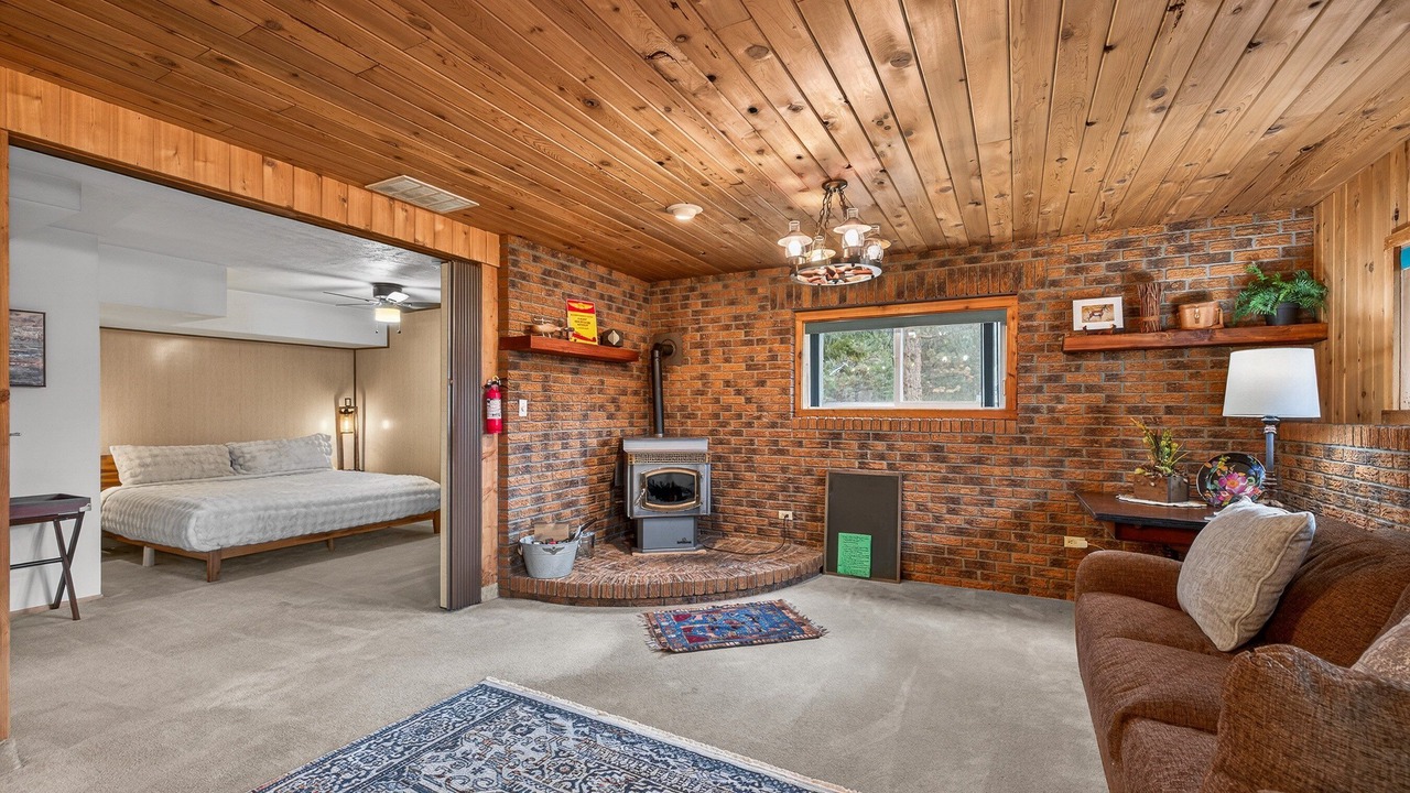 Photo of Bedroom in Cascade