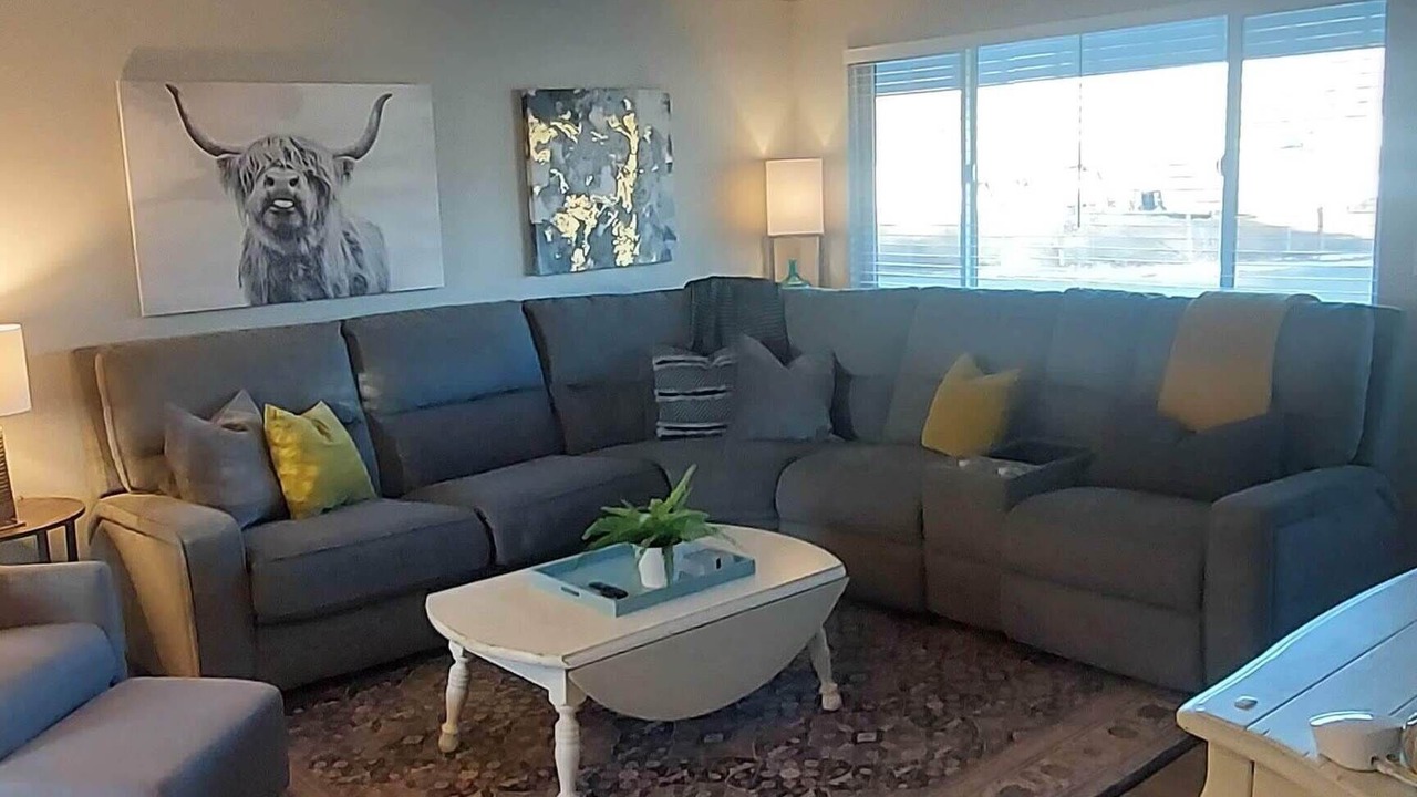 Photo of Livingroom in Southwest Ada County Alliance